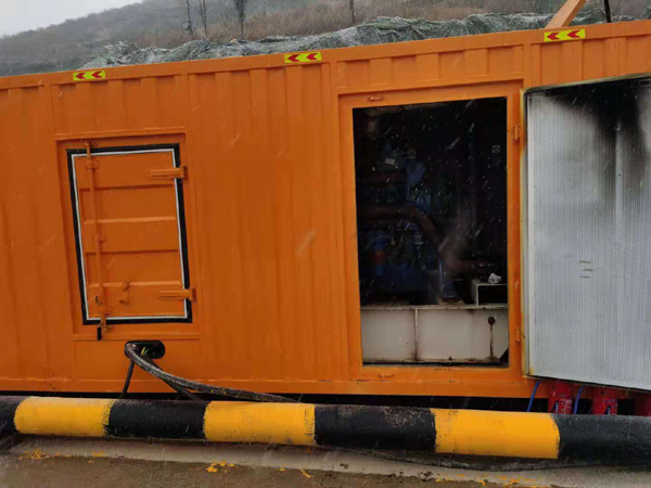 绥滨发电机出租 发电机的工作原理介绍