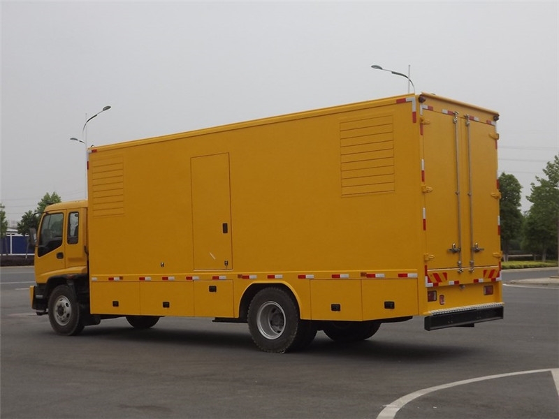 绥滨发电车出租- 柴油发电机油箱怎么清洗