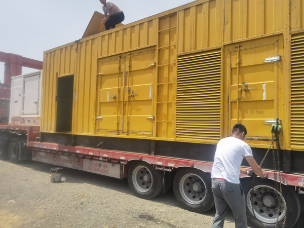 绥滨发电机出租100KW发电机需要什么规格的电缆线？