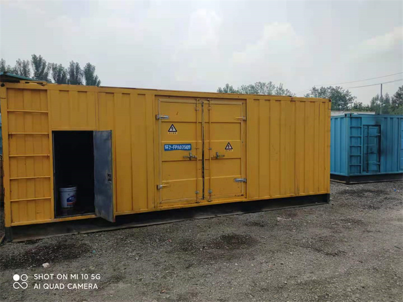 绥滨200KW柴油发电机组需要配备什么型号的电缆线？