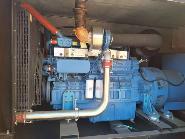 绥滨燃油消耗率与进气温度的具体关系是什么？