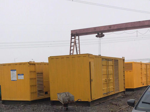 绥滨100kw柴油发电机组每小时油耗？